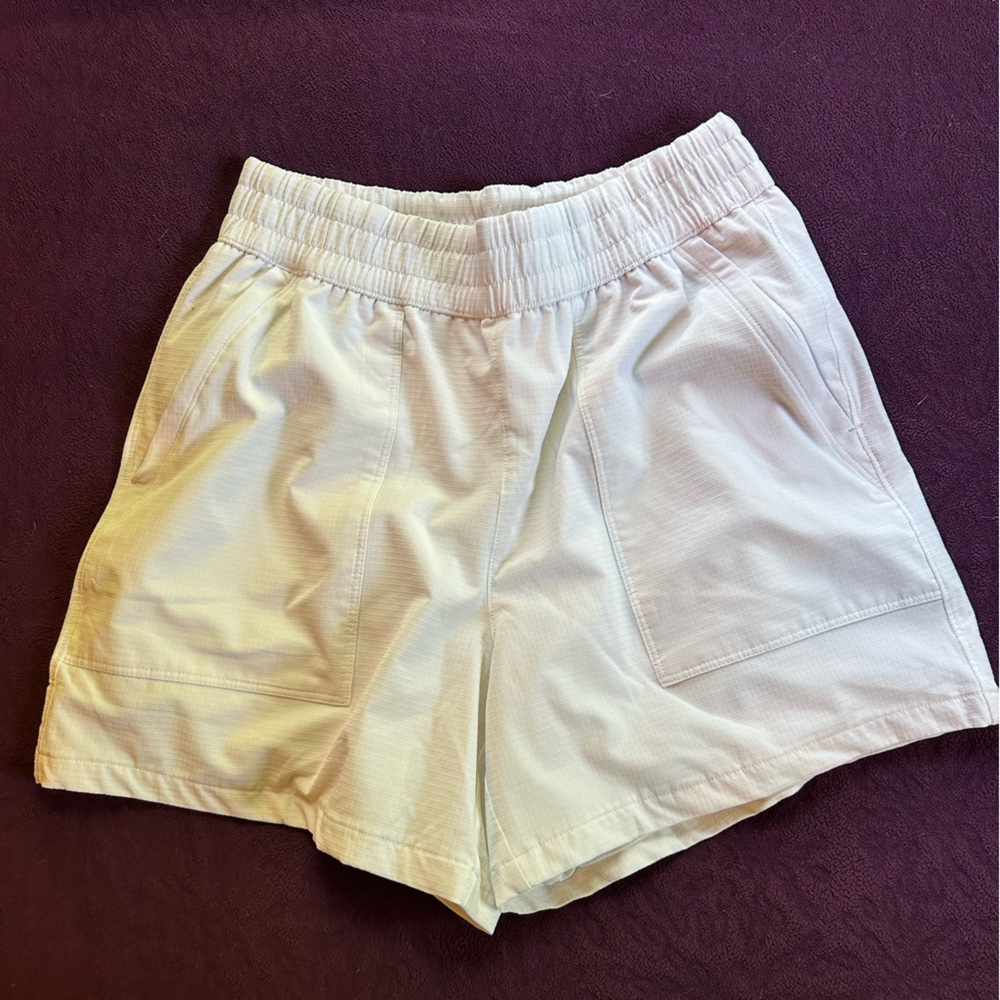 Athleta White Athletic Shorts Elastic Waist